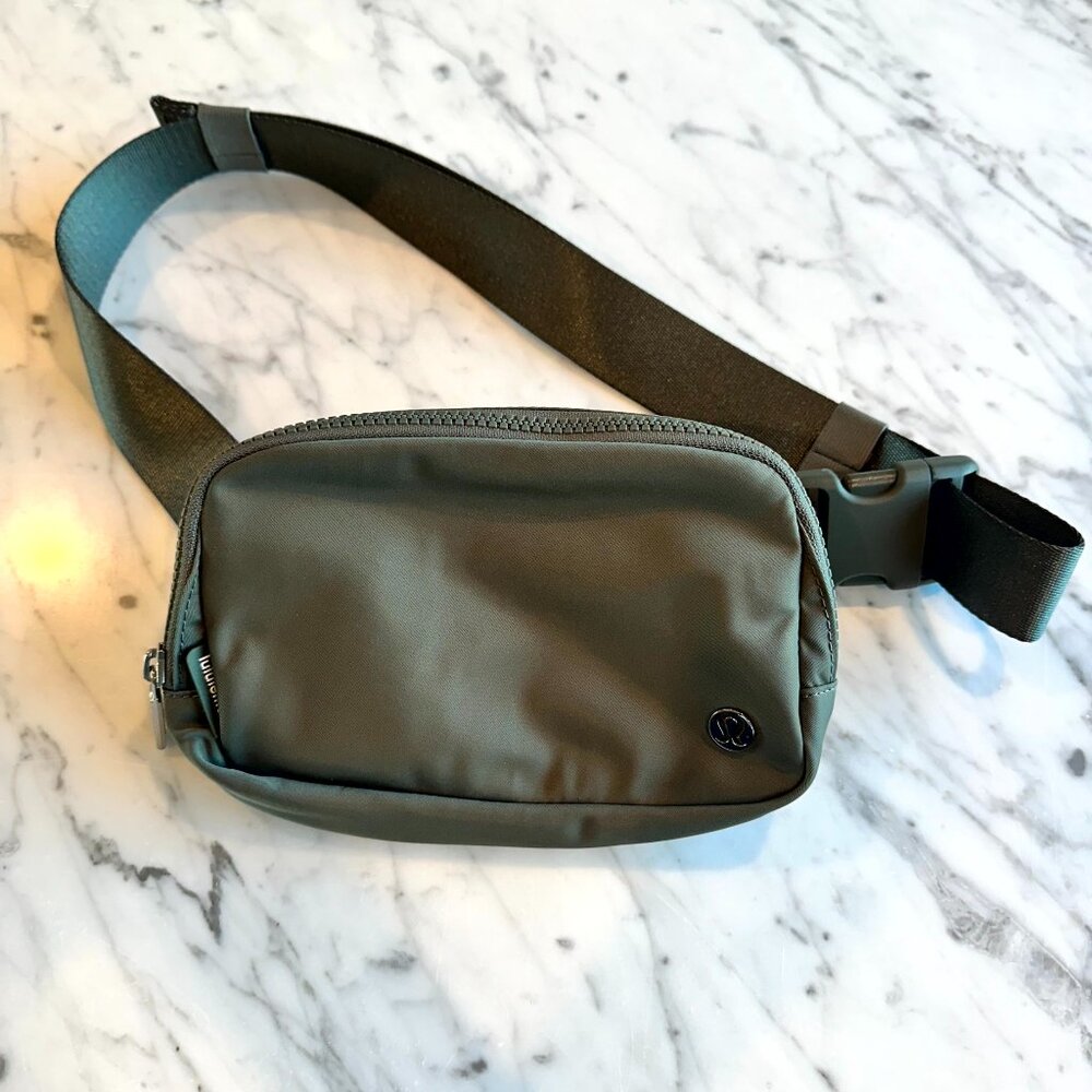 NWOT - Lululemon Everywhere Belt Bag - Dusty/Light Green - Rare Color